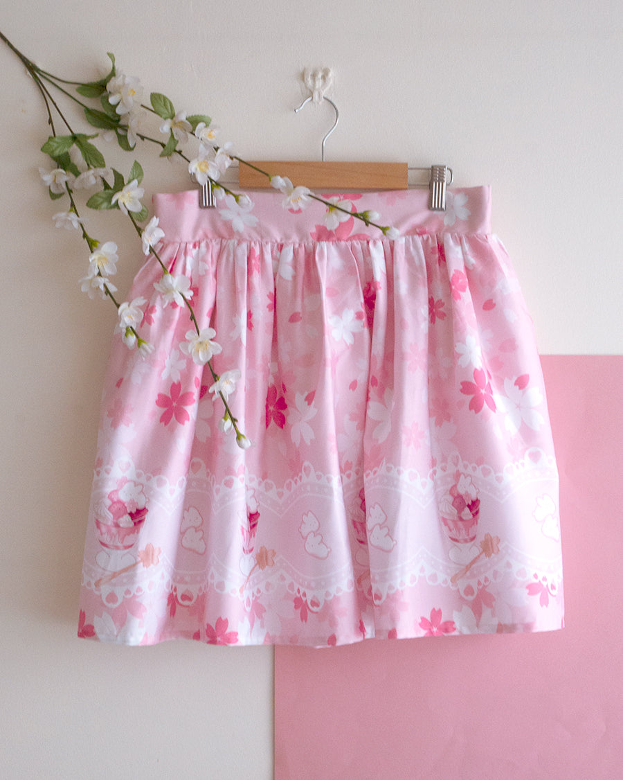 Cousu à la commande : Jupe Sakura Parfait Mochi Lapin