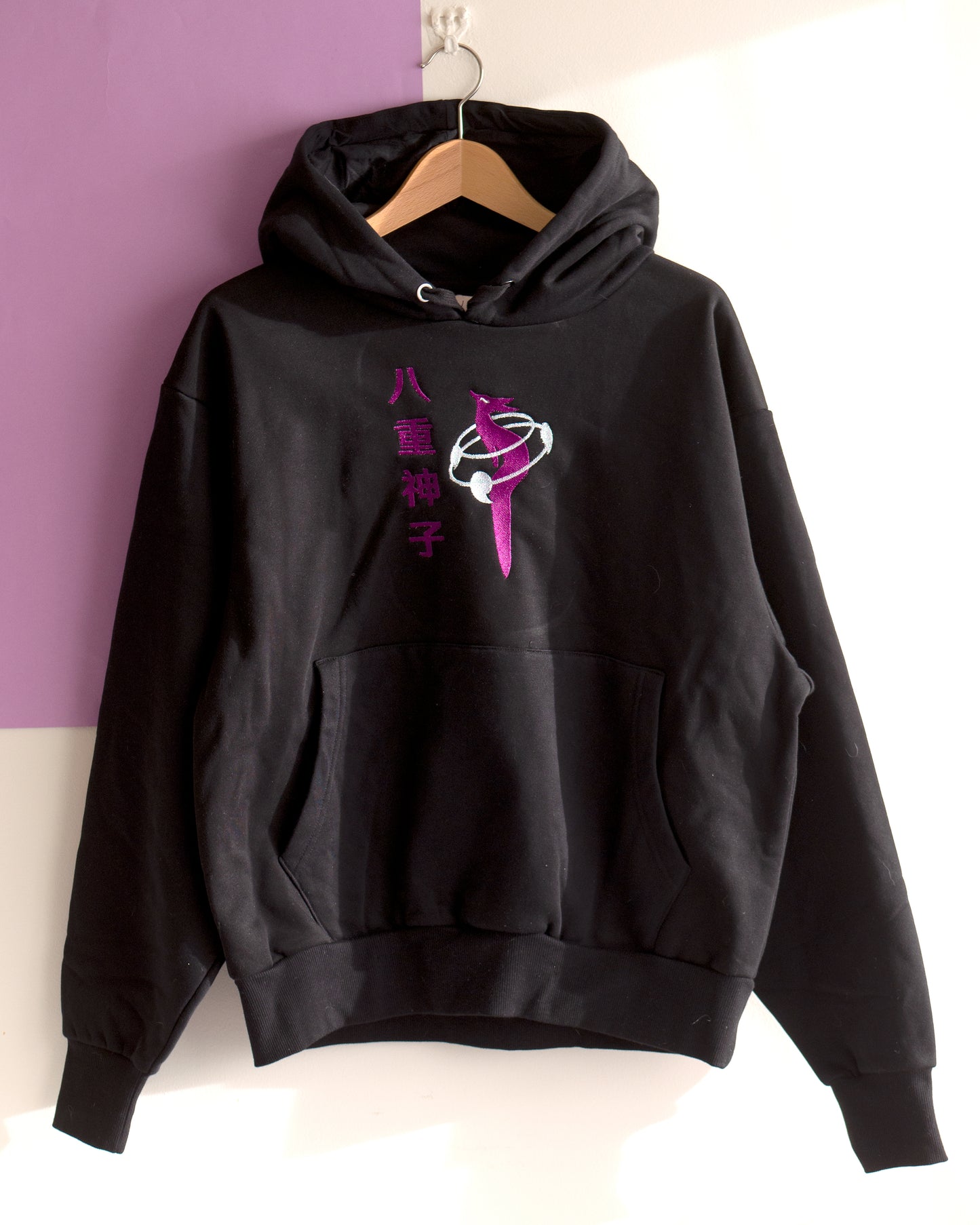 Black Yae Miko sweatshirt