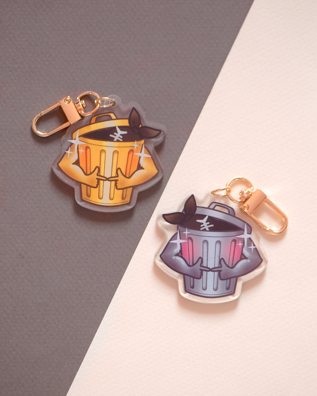 Trashcan uwu hsr Acrylic keychain